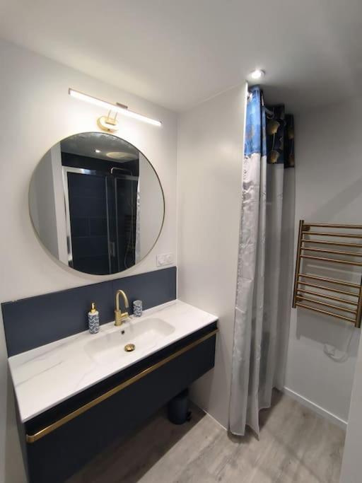 Апартаменты T2 -55M2- Elegant Et Chaleureux Монбризон Экстерьер фото