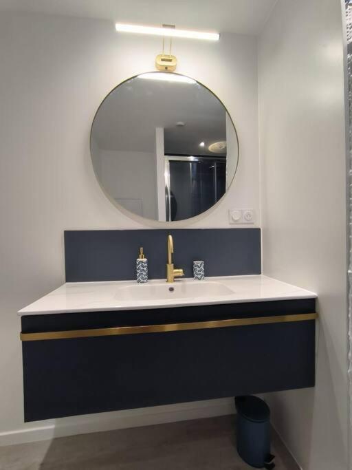 Апартаменты T2 -55M2- Elegant Et Chaleureux Монбризон Экстерьер фото